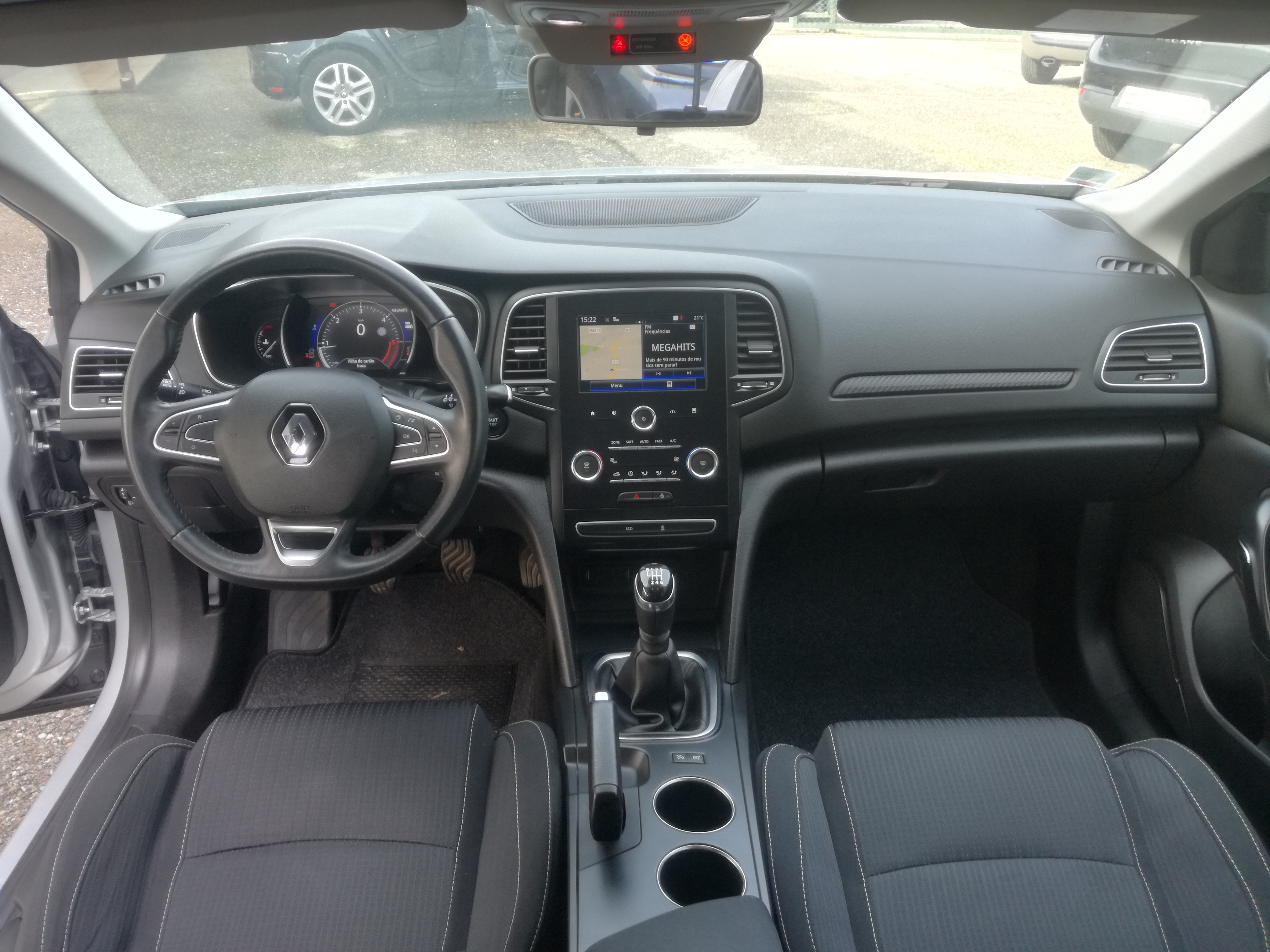 Renault Mégane SPORTS TOURER 1.5 DCI 110cv | Imagem 8
